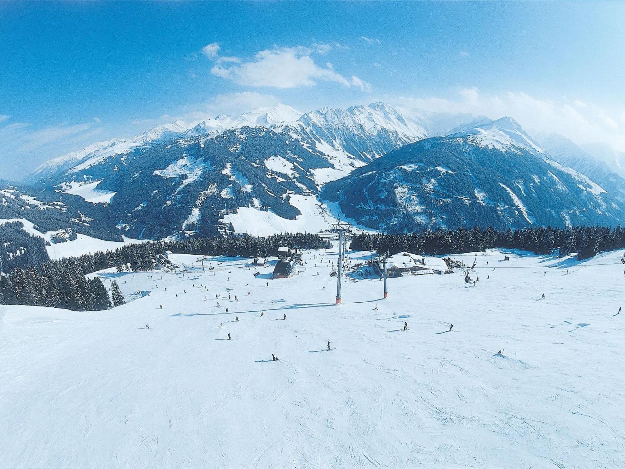 Holiday Flat In Uderns Near The Ski Area Exterior photo